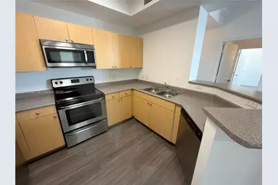 1919 Van Buren St #818A, Hollywood, FL 33020 - Photo 4