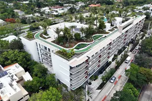 2200 Brickell Ave, Miami, FL 33129 - Photo 32