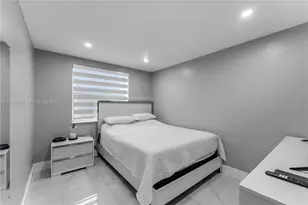 15470 SW 82nd Ln, Miami, FL 33193 - Photo 16