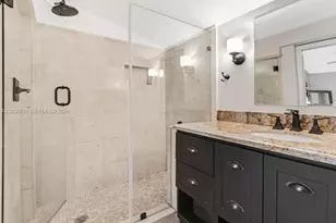 111 SW 29th Rd, Miami, FL 33129 - Photo 12