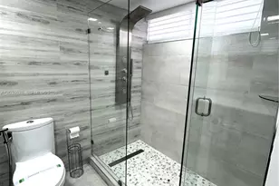 18000 NW 68th Ave, Hialeah, FL 33015 - Photo 18