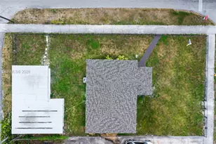 2501 NW 55th Terrace, Miami, FL 33142 - Photo 20