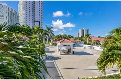 3255 NE 184th St #12112, Aventura, FL 33160 - Photo 36