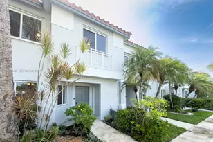 20811 NW 3rd Ln, Pembroke Pines, FL 33029 - Photo 1