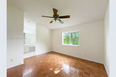 20811 NW 3rd Ln, Pembroke Pines, FL 33029 - Photo 34