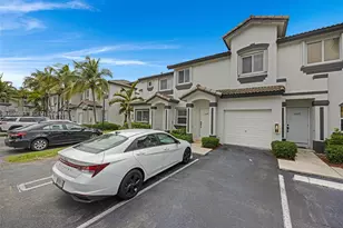 2209 SE 25th Ave, Homestead, FL 33035 - Photo 2