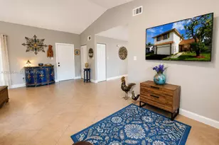13870 Magnolia Ct, Davie, FL 33325 - Photo 6
