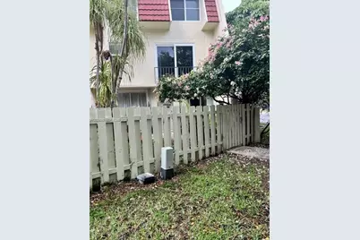 1701 NE 115th St #1A, Miami, FL 33181 - Photo 18