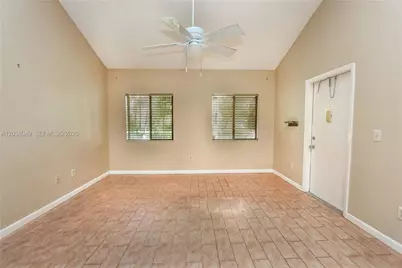 444 SE 14th St, Dania Beach, FL 33004 - Photo 8