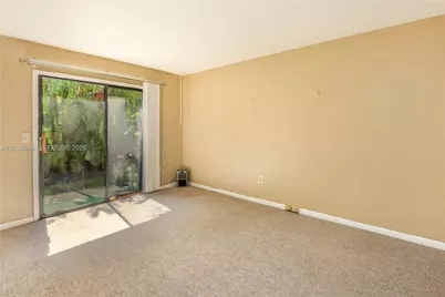 444 SE 14th St, Dania Beach, FL 33004 - Photo 18