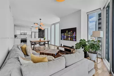 888 Biscayne Boulevard #812, Miami, FL 33132 - Photo 6