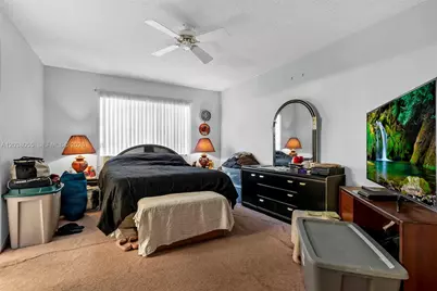783 NW 42nd Pl, Deerfield Beach, FL 33064 - Photo 16