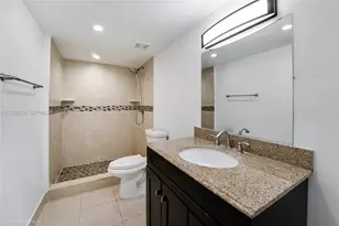 8205 Lake Dr, Doral, FL 33166 - Photo 8