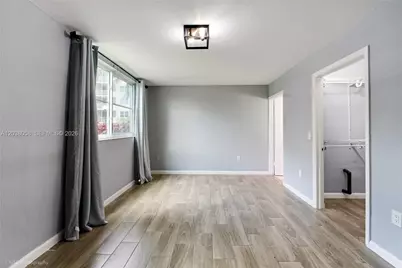 8205 Lake Dr #103, Doral, FL 33166 - Photo 6