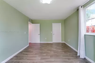 8205 Lake Dr #103, Doral, FL 33166 - Photo 12