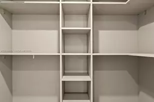 2200 Brickell Ave, Miami, FL 33129 - Photo 26