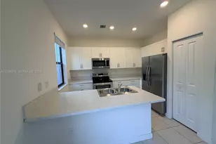 13421 SW 287th Ter, Homestead, FL 33033 - Photo 2