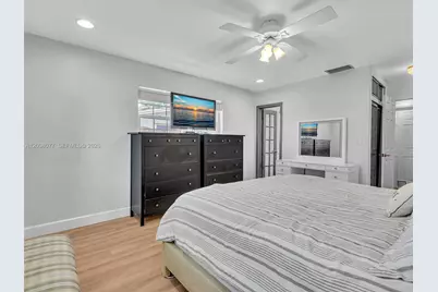 8740 Pasadena Blvd, Pembroke Pines, FL 33024 - Photo 26