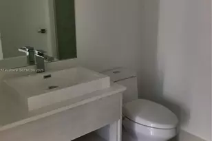 55 SW 9th St, Miami, FL 33130 - Photo 10