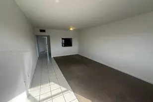 18700 NE 3rd Ct, Miami, FL 33179 - Photo 2