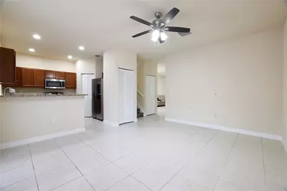 7146 SW 163rd Ave, Miami, FL 33193 - Photo 6