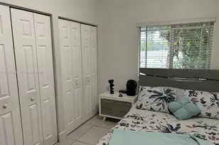106 SE 9th Ct, Hallandale Beach, FL 33009 - Photo 12