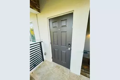 106 SE 9th Ct #201, Hallandale Beach, FL 33009 - Photo 20