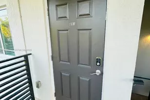 106 SE 9th Ct, Hallandale Beach, FL 33009 - Photo 20