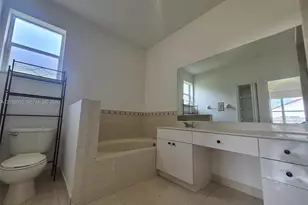 5033 SW 134th Ave, Miramar, FL 33027 - Photo 14