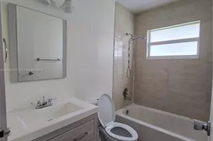 121 Saxony C, Delray Beach, FL 33446 - Photo 14