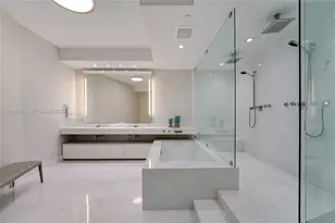 18555 Collins Ave, Sunny Isles Beach, FL 33160 - Photo 26