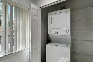 324 NE 3rd St, Hallandale Beach, FL 33009 - Photo 12