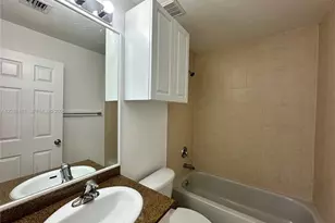 324 NE 3rd St, Hallandale Beach, FL 33009 - Photo 32