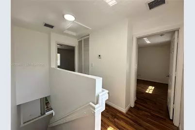324 NE 3rd St #D, Hallandale Beach, FL 33009 - Photo 20