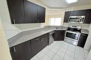 3417 NW 44th St, Oakland Park, FL 33309 - Photo 8