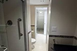 [Address not provided], Hallandale Beach, FL 33009 - Photo 14