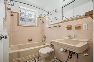 1751 Washington Ave, Miami Beach, FL 33139 - Photo 14