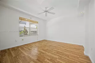 1751 Washington Ave, Miami Beach, FL 33139 - Photo 10