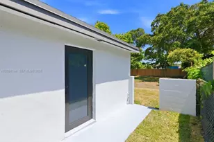 1480 NE 150th St, Miami, FL 33161 - Photo 24