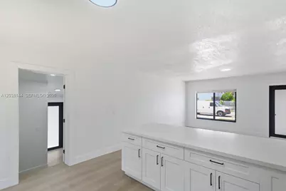 1480 NE 150th St, Miami, FL 33161 - Photo 12