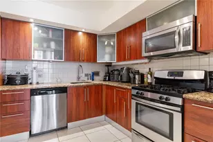 2030 S Ocean Dr, Hallandale Beach, FL 33009 - Photo 10