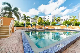 200 178th Dr, Sunny Isles Beach, FL 33160 - Photo 2