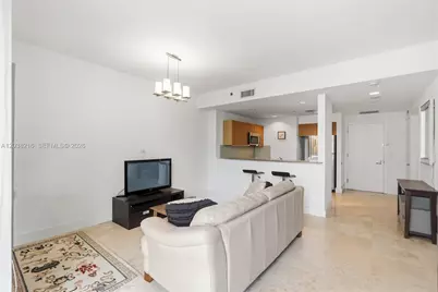 1050 Brickell Ave #2112, Miami, FL 33131 - Photo 10
