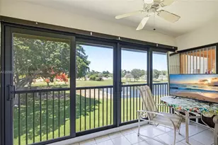 104 Freedom Ct, Deerfield Beach, FL 33442 - Photo 4