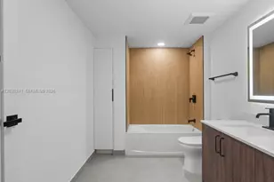 2479 NE 192 St, Miami, FL 33180 - Photo 12