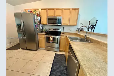 5534 S Lakewood Cir S #H, Margate, FL 33063 - Photo 6
