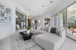 6500 N Bay Rd, Miami Beach, FL 33141 - Photo 8