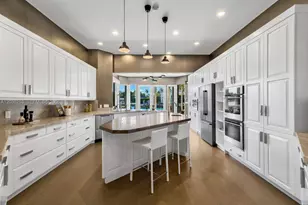 6500 N Bay Rd, Miami Beach, FL 33141 - Photo 10