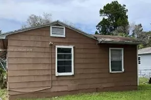314 S 17th St, Fort Pierce, FL 34950 - Photo 2