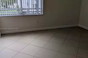 711 N Pine Island Rd, Plantation, FL 33324 - Photo 10